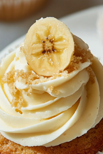 Banana Cream Cheese Cupcakes