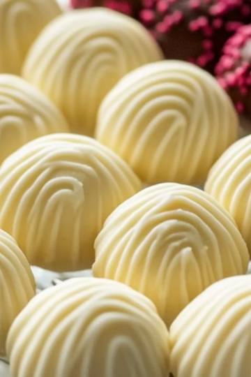 Cream Cheese Mints Recipe: A Sweet Refreshing Treat
