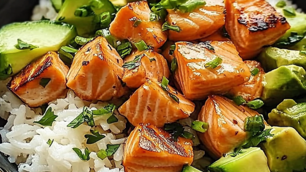Salmon Rice Bowls: Quick & Flavorful Recipe
