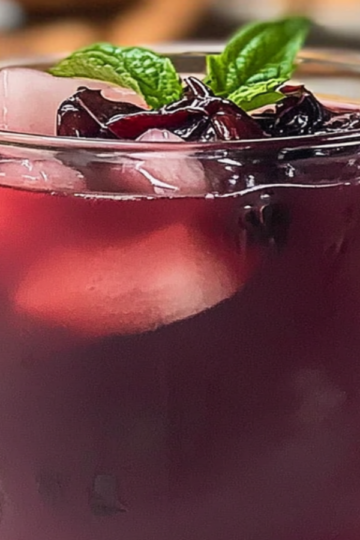 Refreshing Hibiscus Agua Fresca Recipe for Hot Days