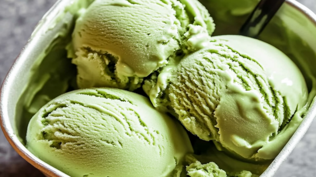 Creamy Matcha Green Tea Ice Cream Recipe for Summer Bliss