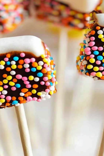 Pastel Halloween Marshmallow Pops Recipe