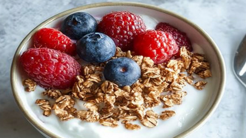 Energizing Greek Yogurt Parfait with Berries Recipe