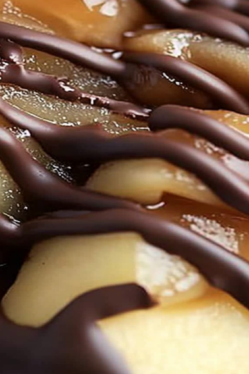 Easy Caramel Apple Slices with Chocolate Drizzle