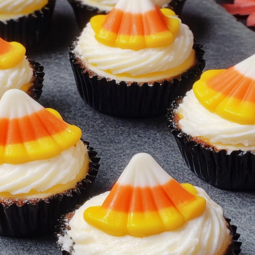 Mini Candy Corn Cheesecakes for Halloween Fun